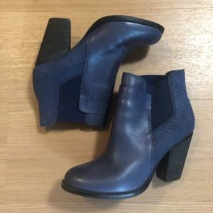 EUC Aldo “Sassi” Blue Leather Booties